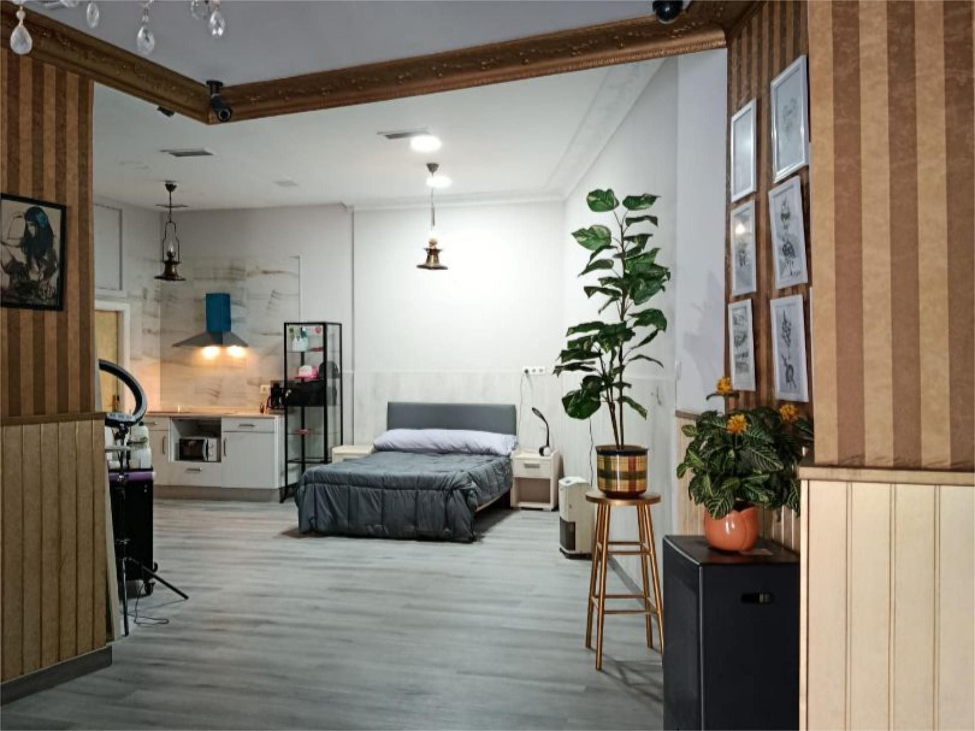 Dormitori de Local de lloguer en Santander amb Moblat