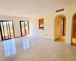 Flat to rent in Benahavís  with Air Conditioner, Terrace and Swimming Pool