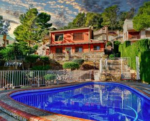 Swimming pool of House or chalet for sale in Serra  with Air Conditioner, Terrace and Swimming Pool