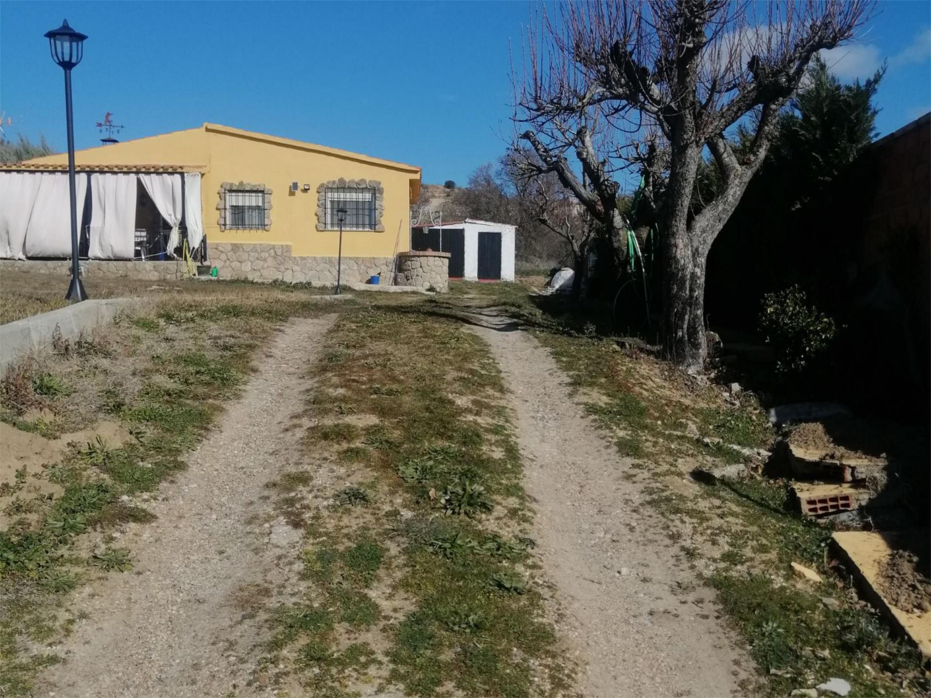 House or chalet for sale in Almenara de Tormes