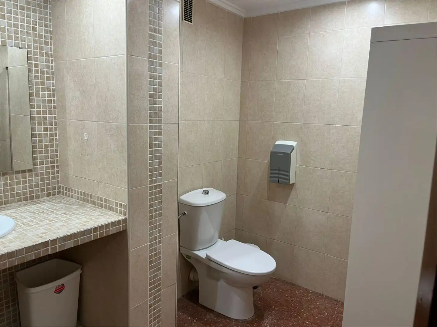 Office for rent in Carrer del Doctor Josep Juan Dómine, 11, El Grau Office for rent in Carrer del Doctor Josep Juan Dómine, 11, El Grau
