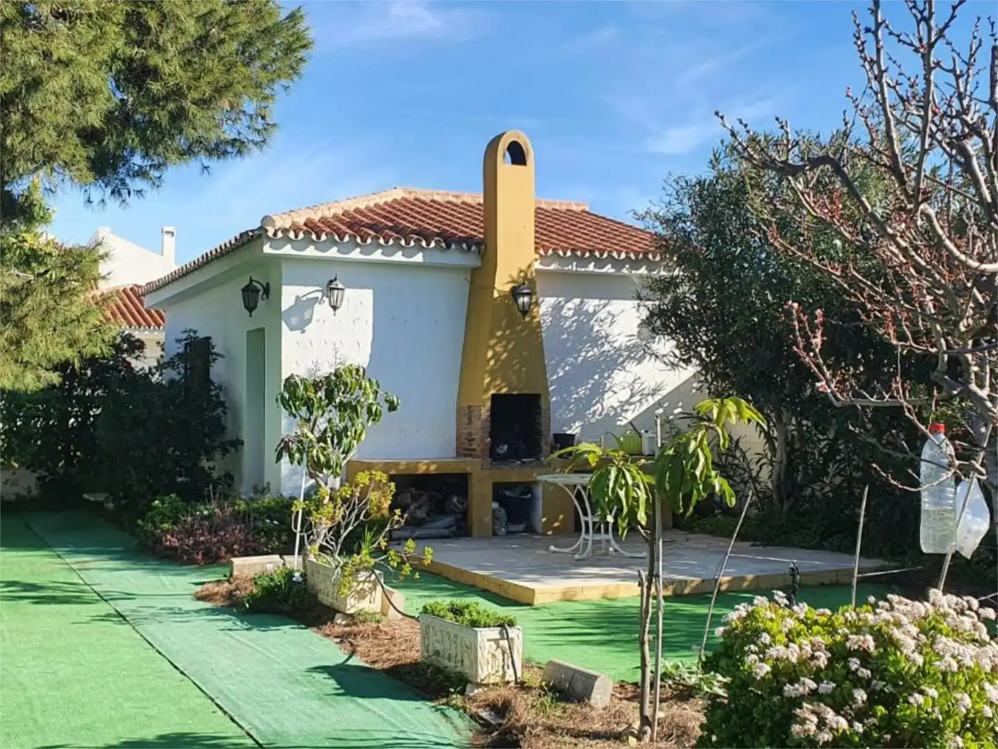 Casa o chalet en venta en Calle Mijas, 9, Centro Internacional Jardín de Casa o chalet en venta en Torrox con Aire acondicionado