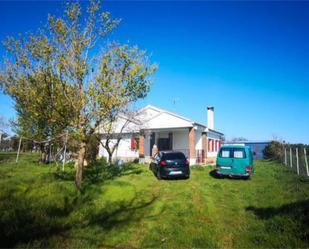 Haus oder Chalet zum verkauf in Martín Muñoz de las Posadas mit Terrasse