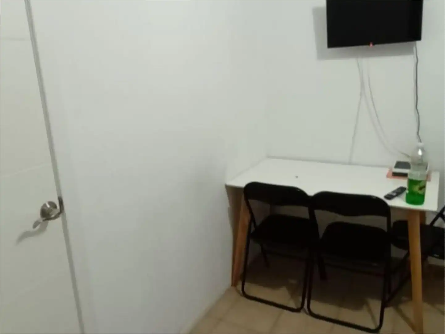 Habitació a Carrer de Perafita, 35, Ciutat Meridiana Pis per a compartir en Barcelona amb Moblat