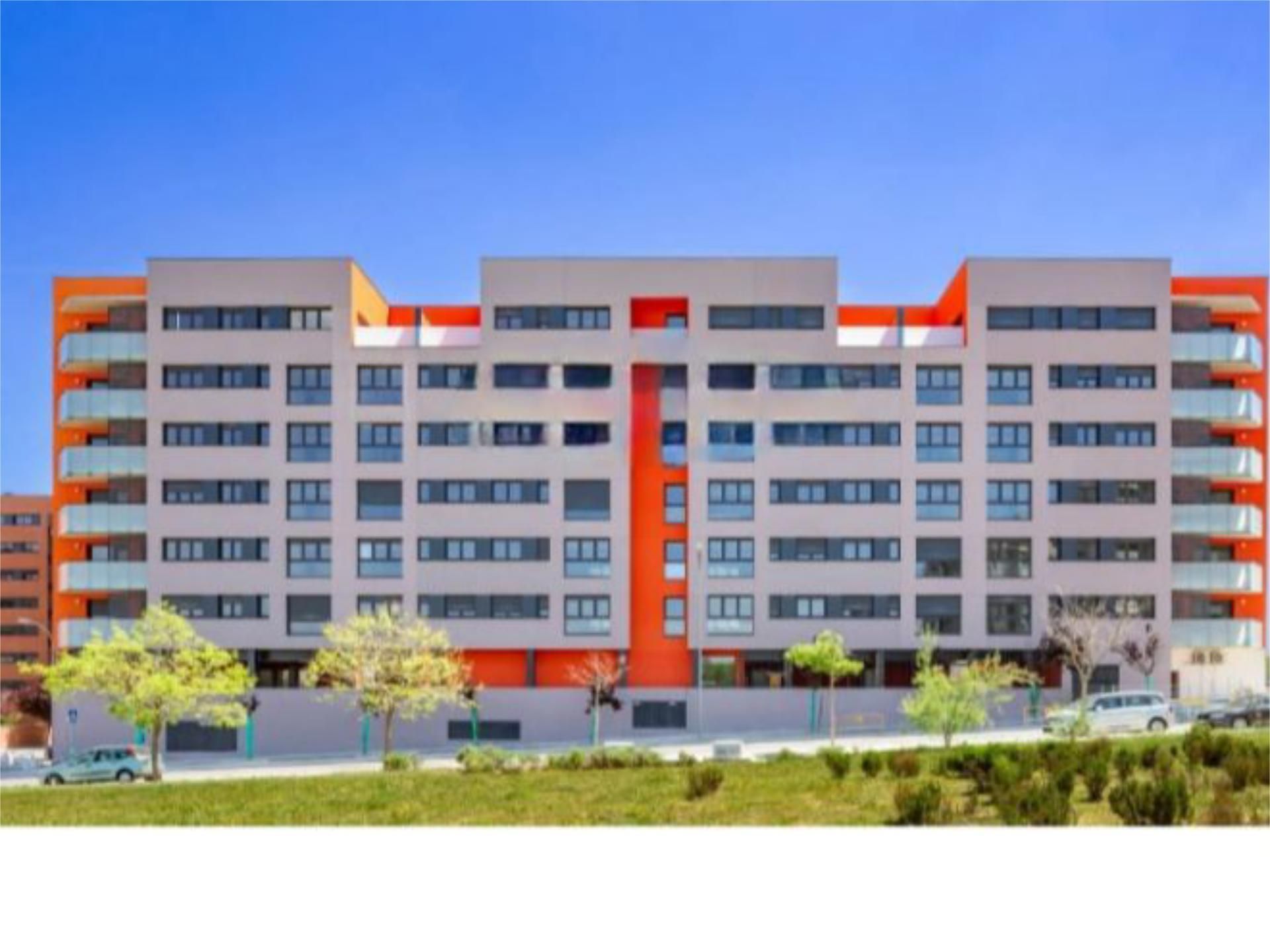 Exterior view of Flat to share in  Madrid Capital  with Air Conditioner, Heating and Furnished