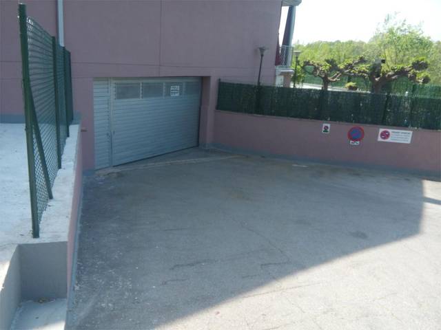 Garaje en Alquiler en Carrer de l'Església, 53 en La Roca del Vallès