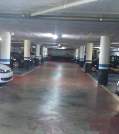 Foto 2 de Garatge de lloguer a Carrer de L'església, 53, La Roca del Vallès, Barcelona