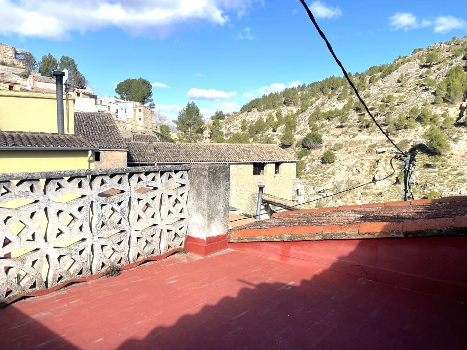 Vista exterior de Casa adosada en venda en Planes amb Jardí privat, Terrassa i Traster