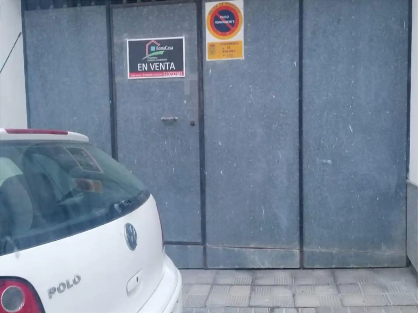 Parkplatz von Garage zum Verkauf in Bonares