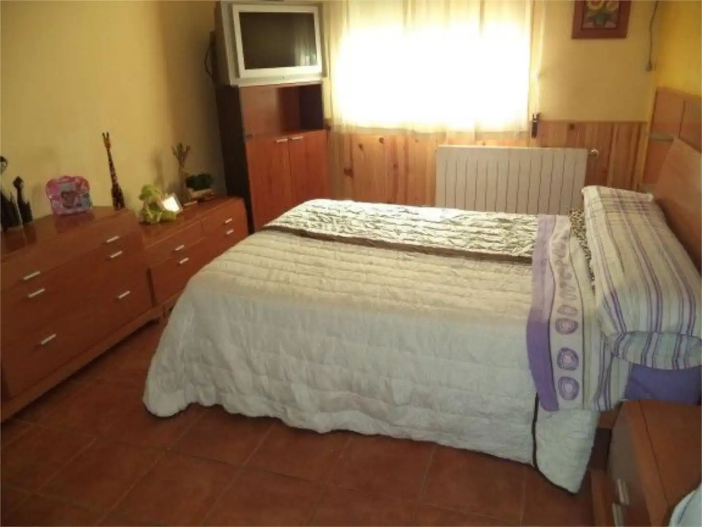 Casa o chalet en venta en Calle Carril, 6, Puente Tablas - Puente Nuevo - Cerro Molina Habitación de Casa o chalet en venta en Jaén Capital con Aire acondicionado, Terraza y Piscina