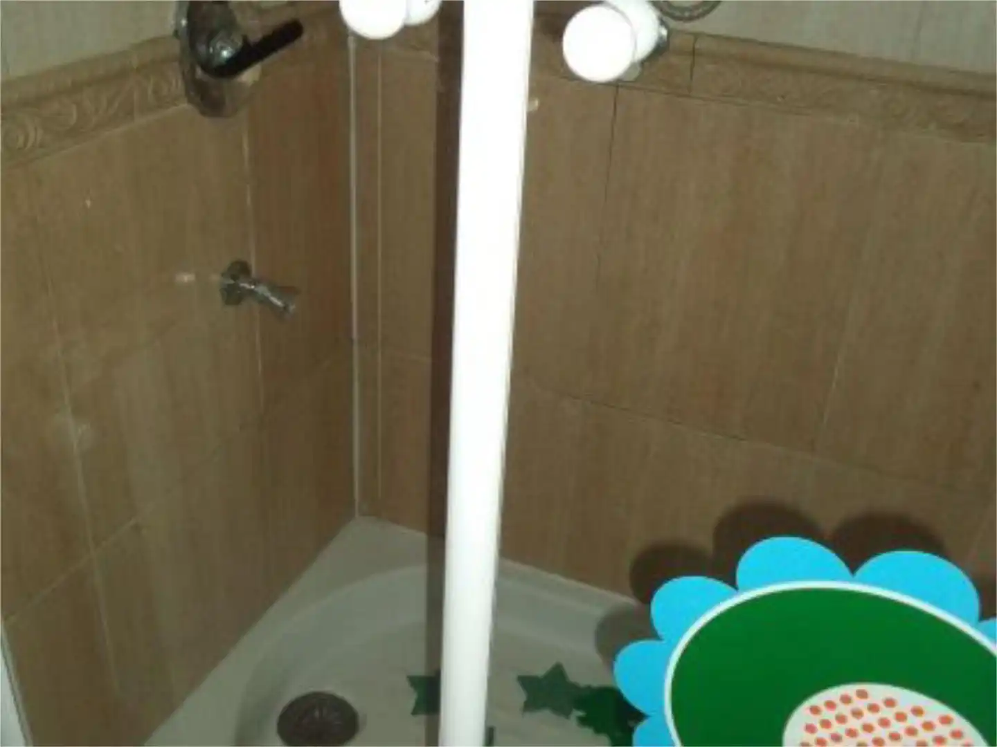 Casa o chalet en venta en Calle Carril, 6, Puente Tablas - Puente Nuevo - Cerro Molina Baño de Casa o chalet en venta en Jaén Capital con Aire acondicionado, Terraza y Piscina