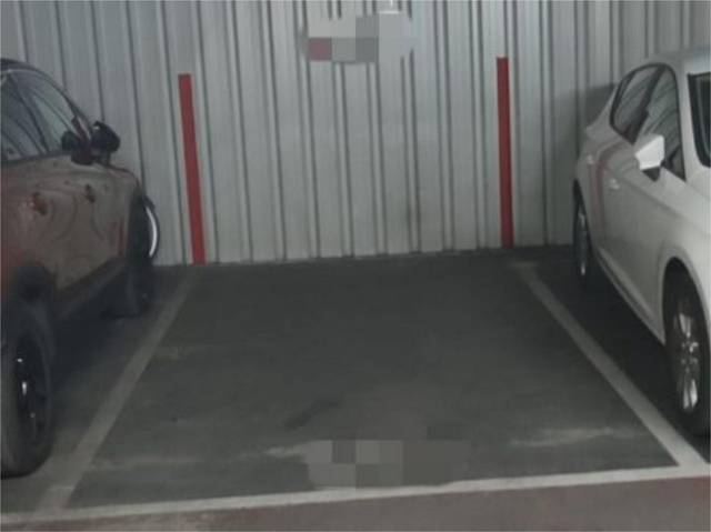 Garaje en Venta en Calle Alberto Fernández, 1 en Rondilla