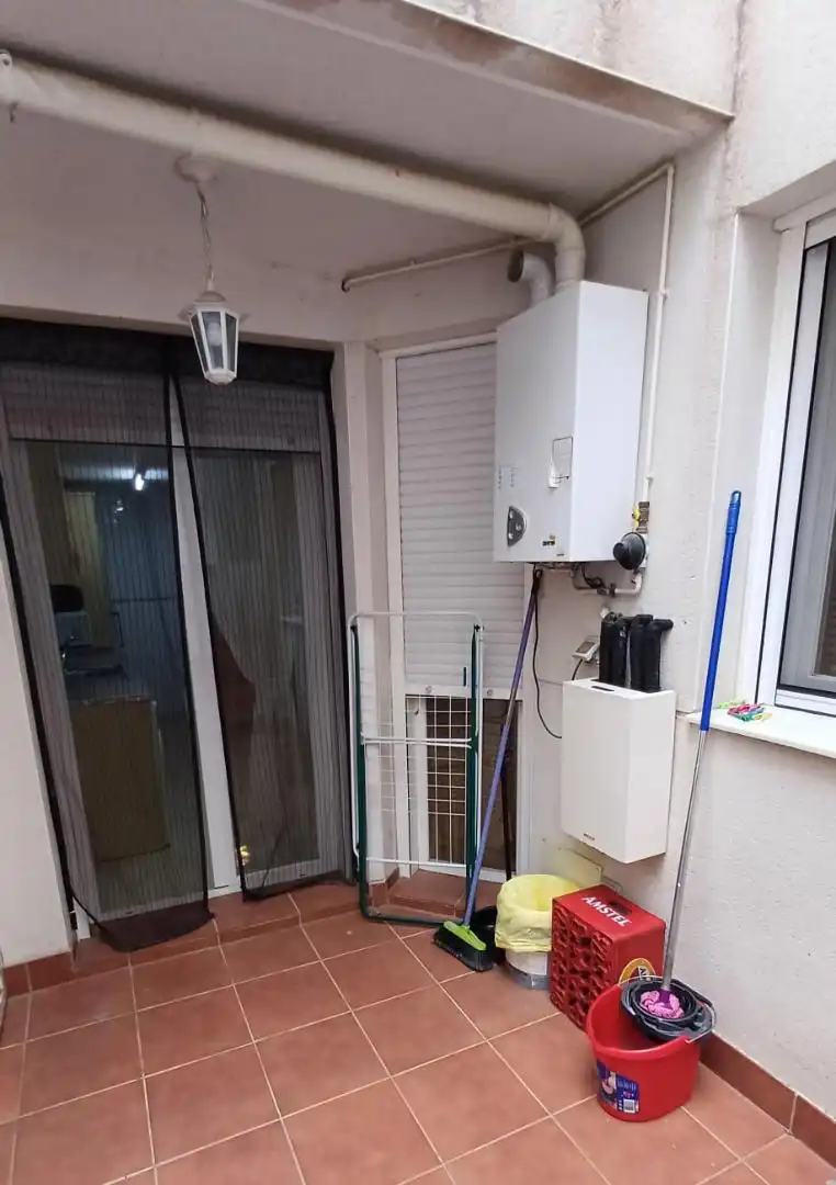 Terrassa de Pis en venda en Andorra (Teruel) amb Calefacció, Traster i Moblat