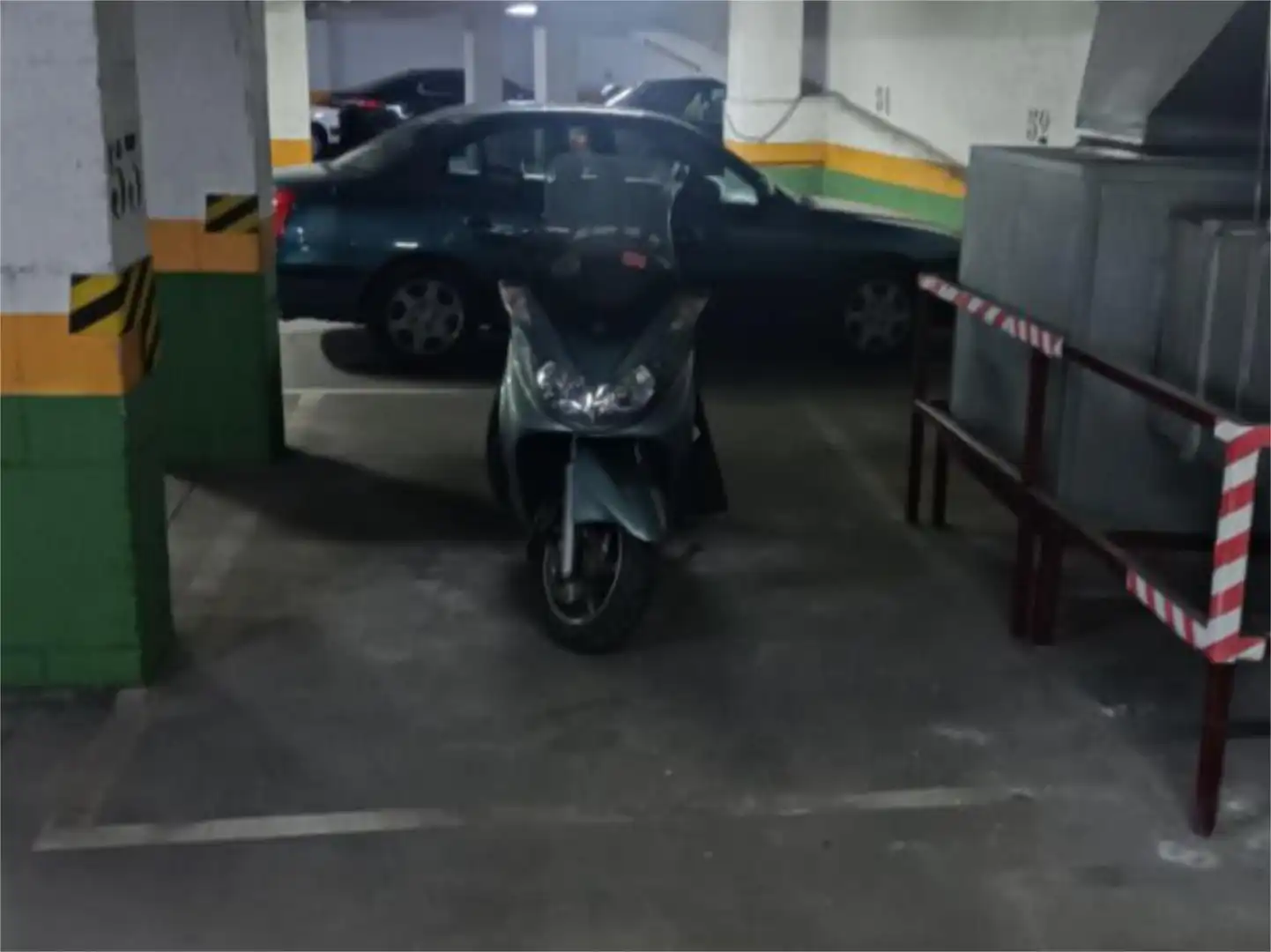 Parking of Garage for rent in Madrid