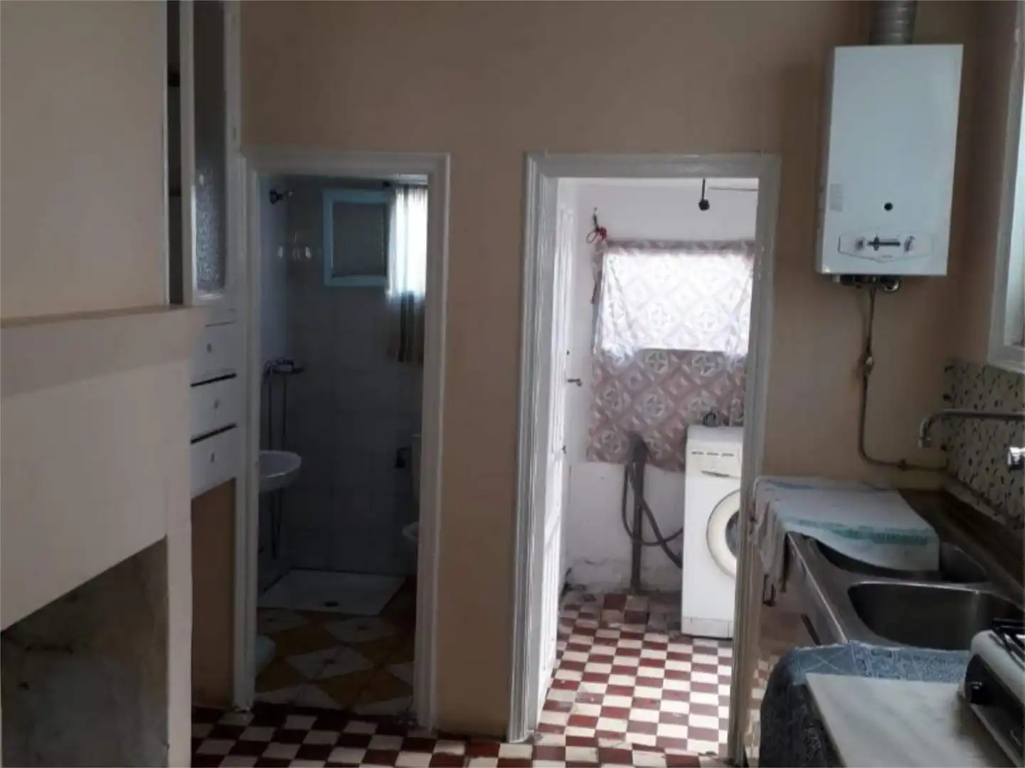 Cuina de Planta baixa en venda en Bonares amb Moblat