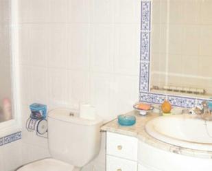 Bathroom of Single-family semi-detached for sale in Guisando  with Balcony