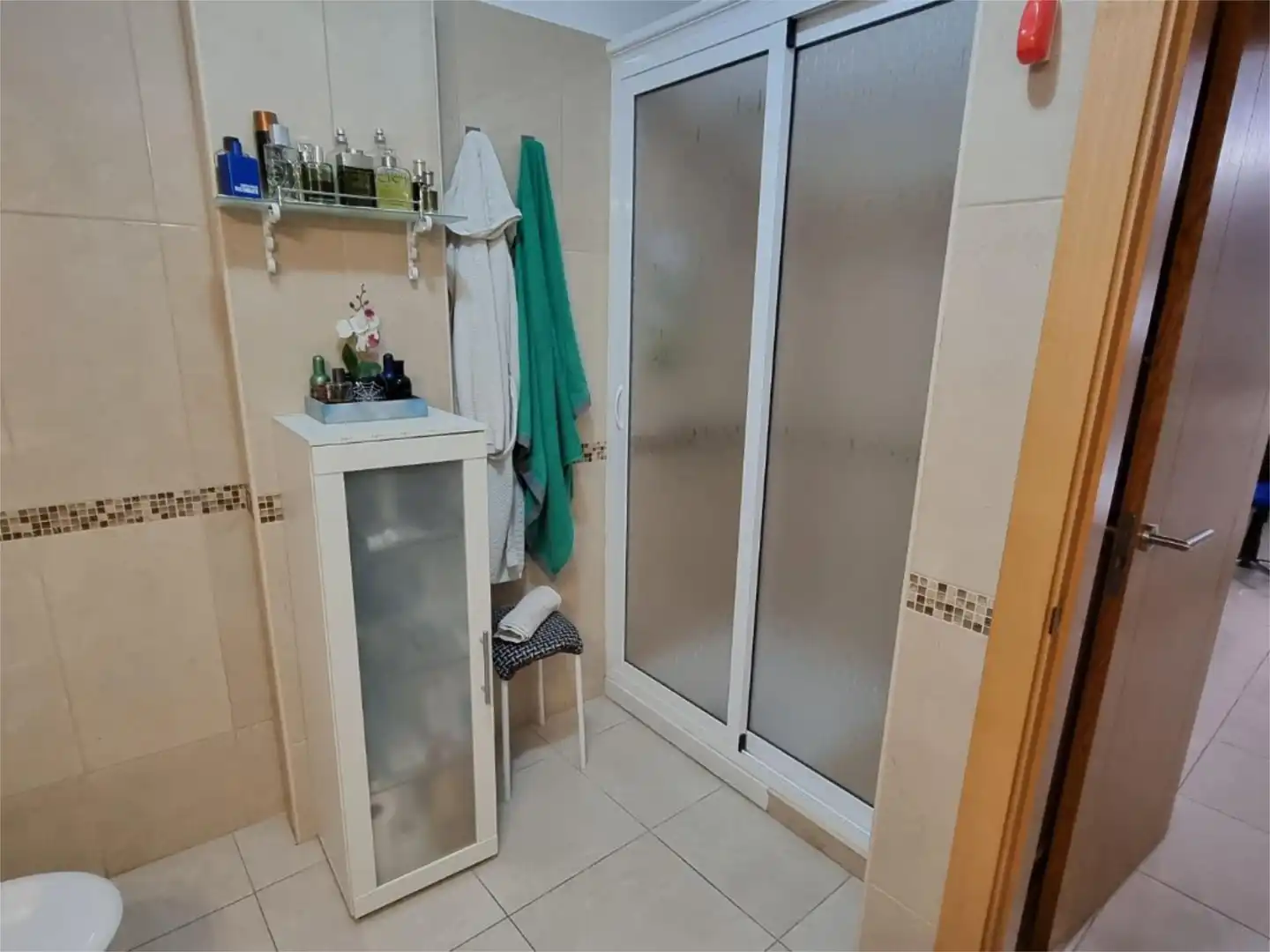 Flat for sale in Calle Herrador, 7, Puerto de Santiago Bathroom of Flat for sale in Santiago del Teide with Air Conditioner, Terrace and Storage room
