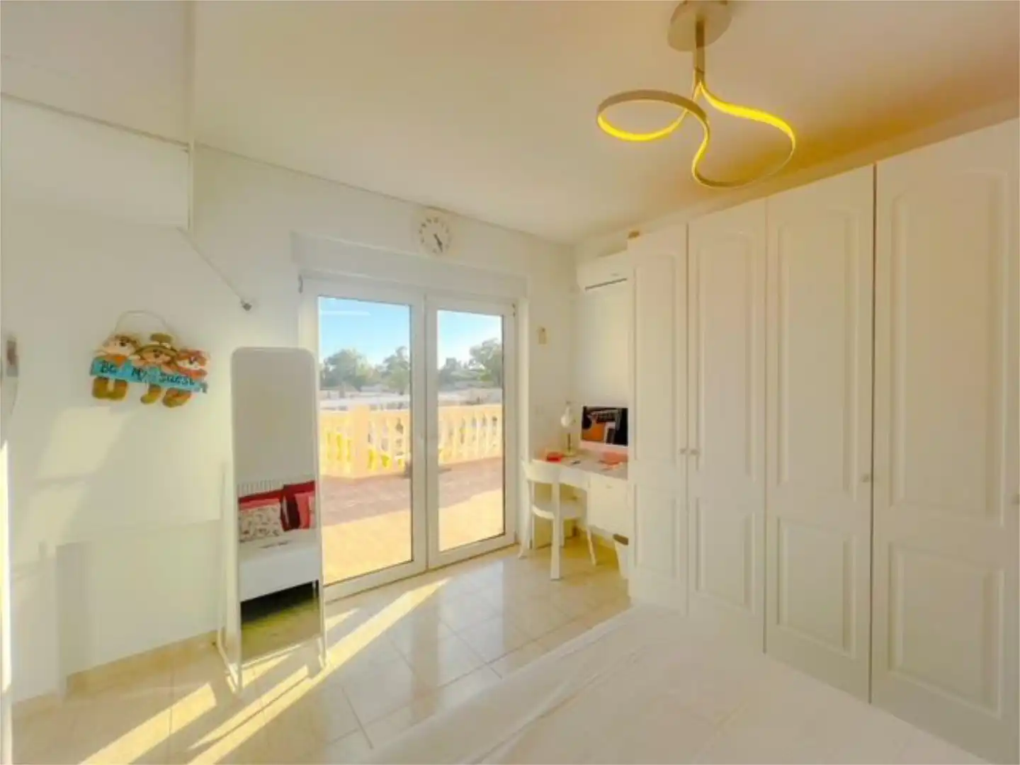 Bedroom of Houses for sale in Mutxamel  with Air Conditioner, Terrace and Swimming Pool