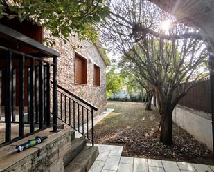 Vista exterior de Casa o xalet en venda en Valle de Mena amb Terrassa i Piscina