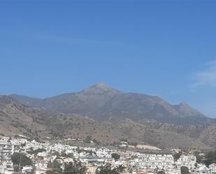 Vista exterior de Pis en venda en Nerja amb Aire condicionat, Terrassa i Balcó
