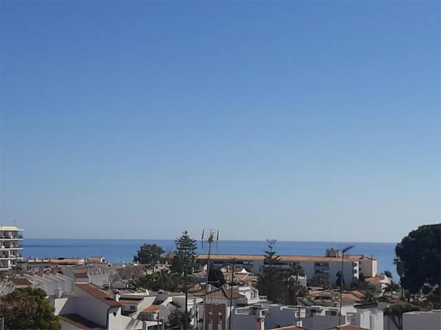 Piso en Venta en Calle de las Flores, 11 en Nueva Nerja