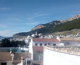 Vista exterior de Pis en venda en Pegalajar amb Terrassa i Balcó