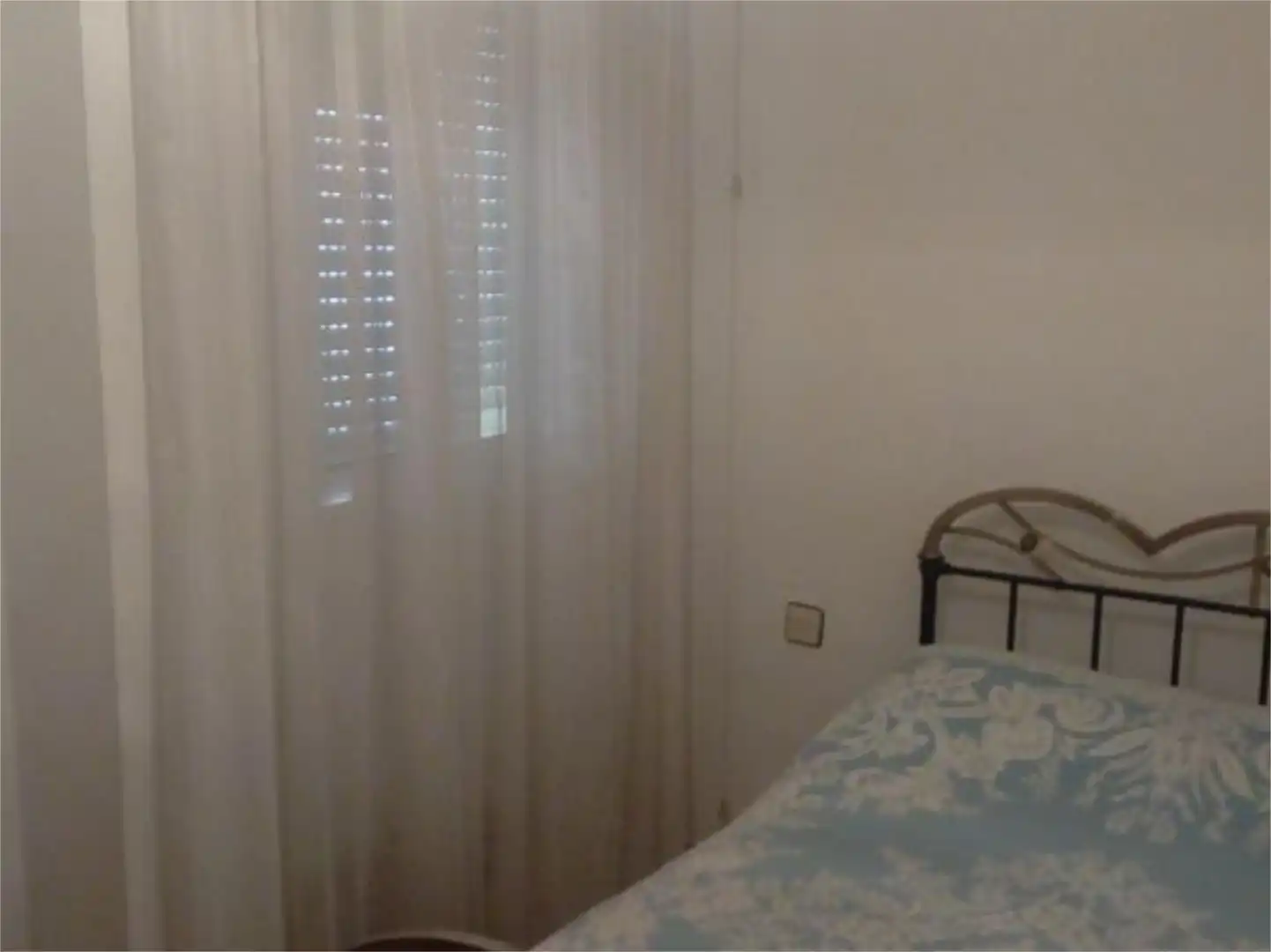 Pis en venda a Calle Eras, 51, Pegalajar Dormitori de Pis en venda en Pegalajar amb Terrassa i Balcó