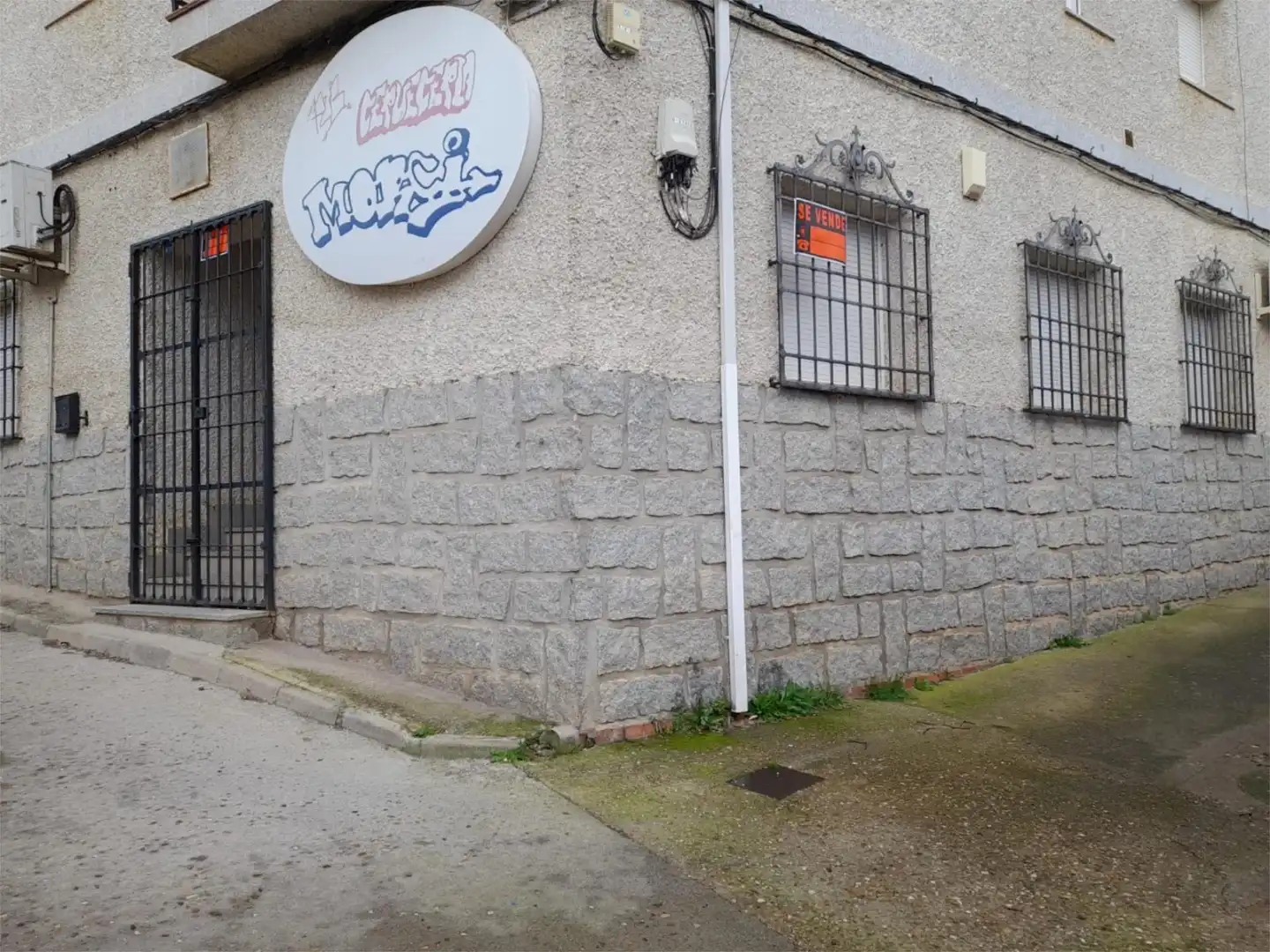 Local en venta en Calle Morales, 20, San Pablo de los Montes Vista exterior de Local en venta en San Pablo de los Montes con Aire acondicionado