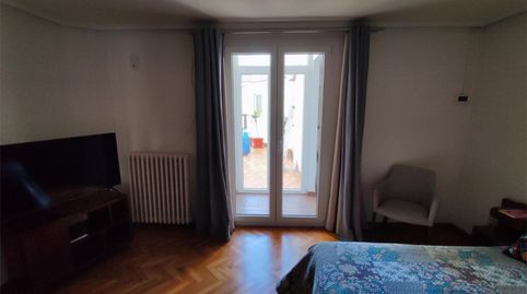Piso en venta en Calle de Ávila, 33, Ciudad Jardín - Parque Roma, Zaragoza Capital - imagen 2 Foto 2 de Piso en venta en Calle de Ávila, 33, Ciudad Jardín - Parque Roma, Zaragoza Capital