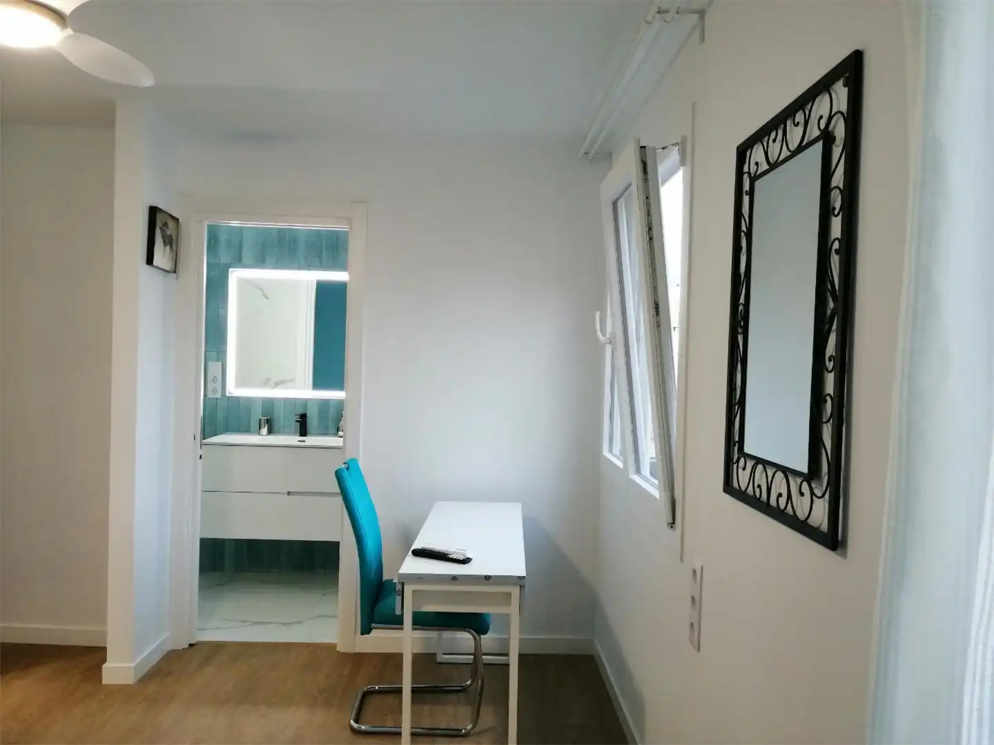 Room in Calle los Huaracheros, 2, Los Gladiolos Room in Calle los Huaracheros, 2, Los Gladiolos
