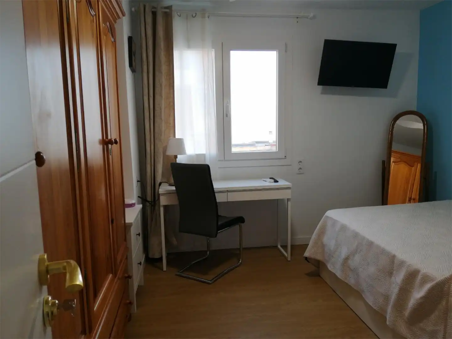 Room in Calle los Huaracheros, 2, Los Gladiolos Room in Calle los Huaracheros, 2, Los Gladiolos