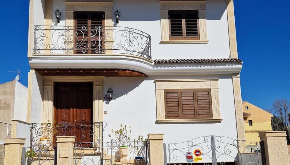 Casa adosada en venda a Calle Sierrezuela, 39, Torredonjimeno, Jaén - imatge 1 Foto 1 de Casa adosada en venda a Calle Sierrezuela, 39, Torredonjimeno, Jaén