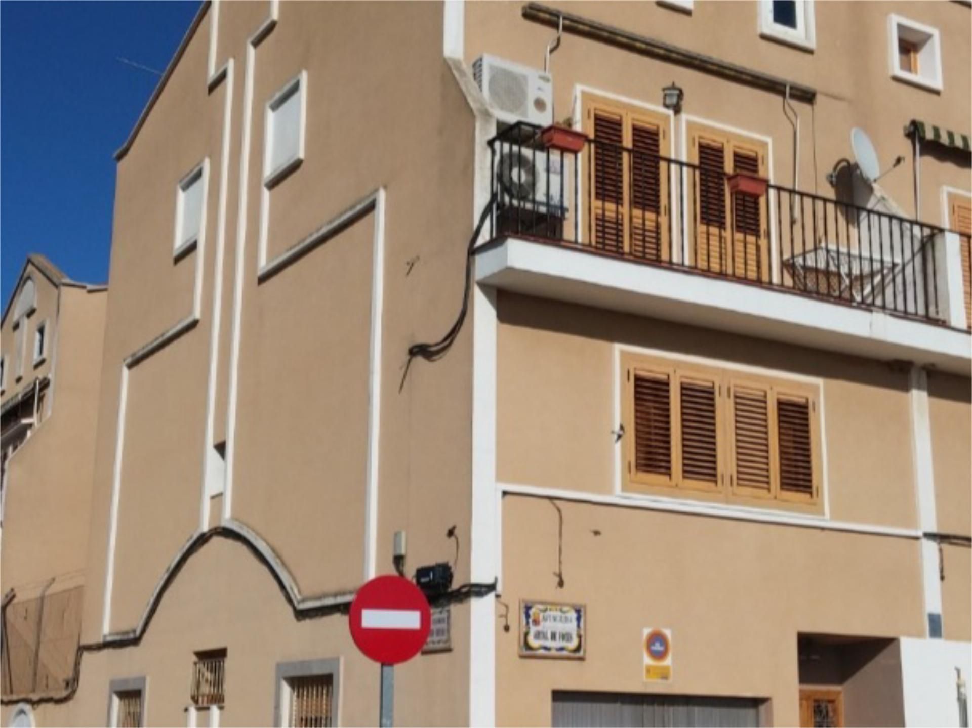 Vista exterior de Pis en venda en Alcàsser amb Aire condicionat, Jardí privat i Terrassa