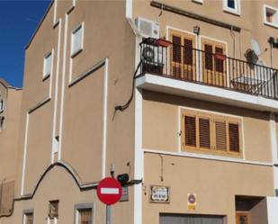 Exterior view of Single-family semi-detached for sale in Alcàsser  with Air Conditioner, Terrace and Swimming Pool