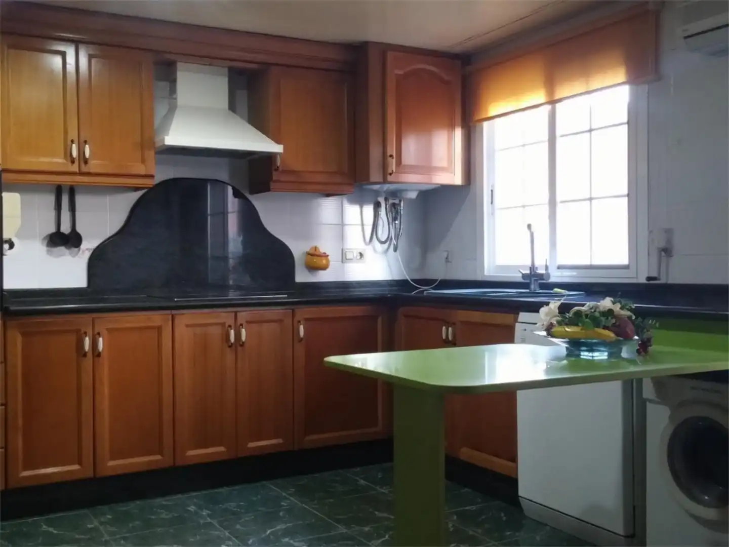 Kitchen of Flat for sale in Alcàsser  with Air Conditioner, Terrace and Swimming Pool