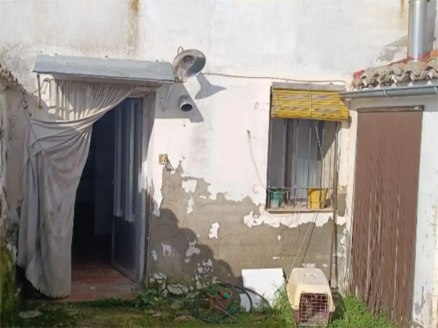 Casa adosada en venta en Calle la Paz, 14, Cordovilla la Real Vista exterior de Casa adosada en venta en Cordovilla la Real con Calefacción, Jardín privado y Amueblado