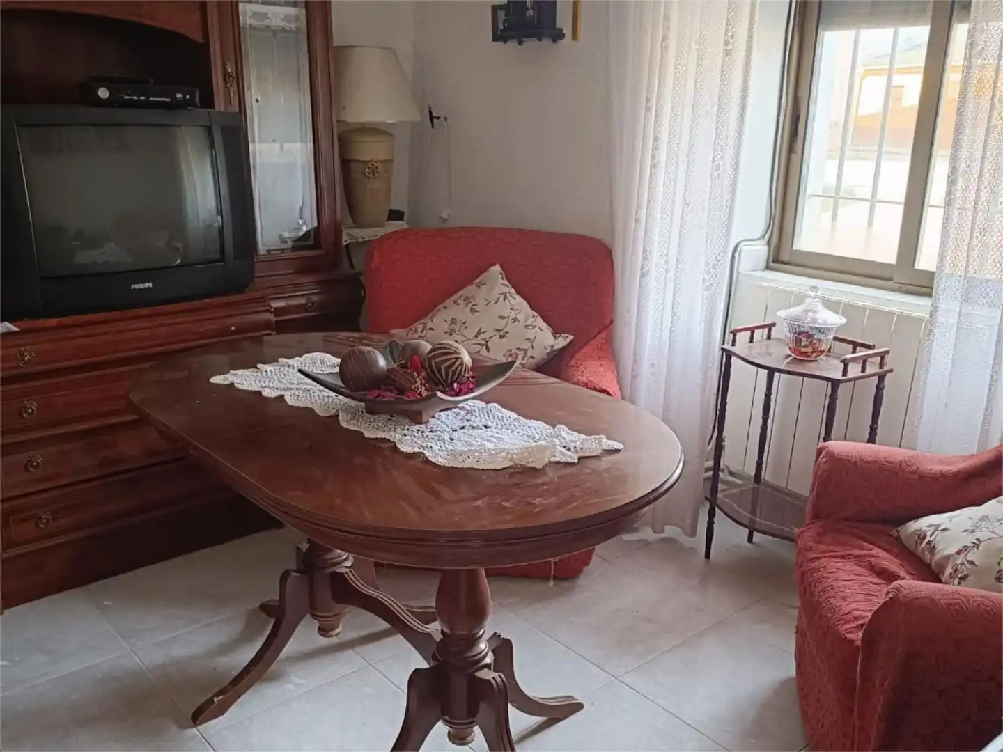 Casa adosada en venta en Calle la Paz, 14, Cordovilla la Real Comedor de Casa adosada en venta en Cordovilla la Real con Calefacción, Jardín privado y Amueblado