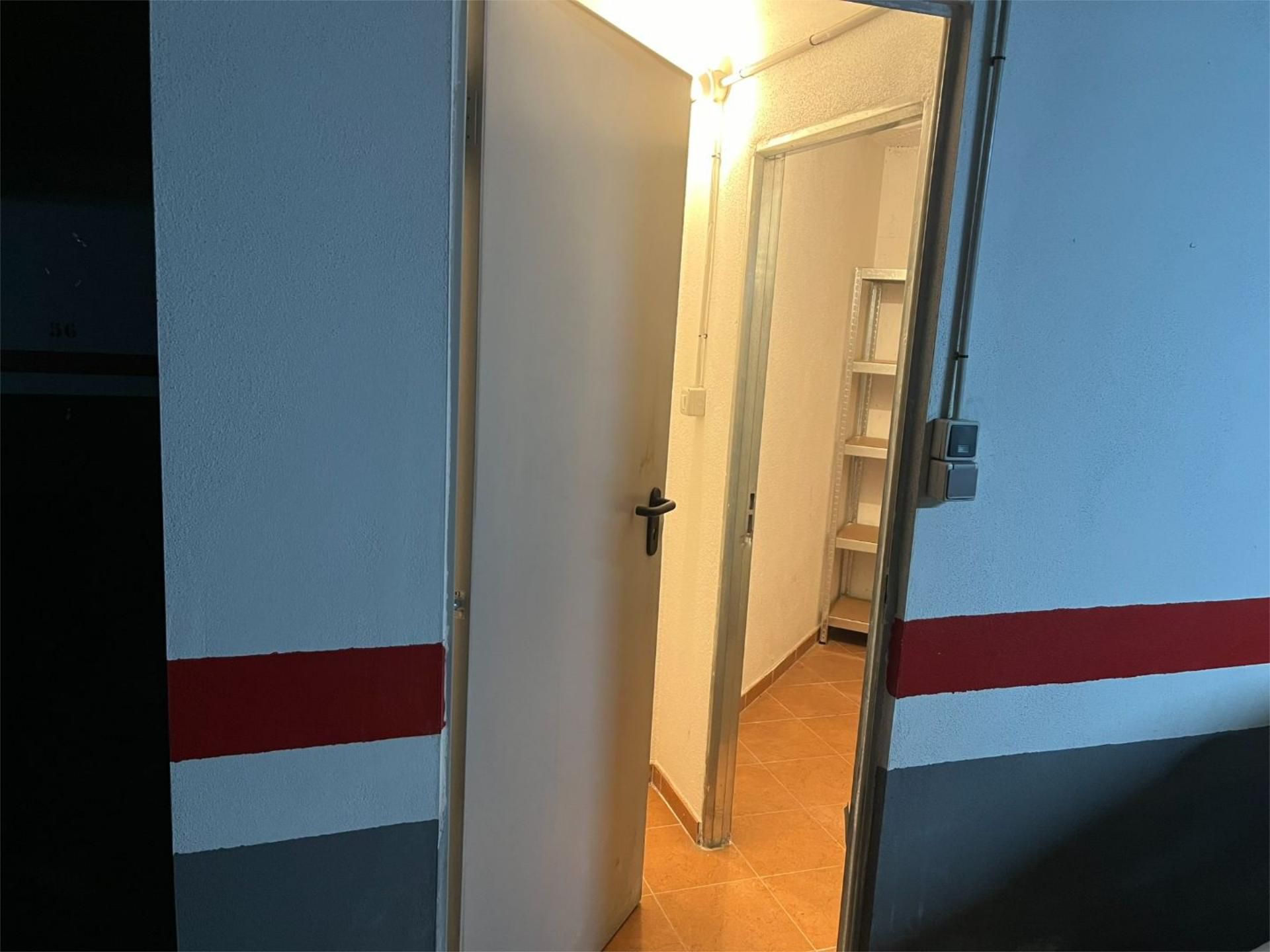 Box room to rent in  Albacete Capital