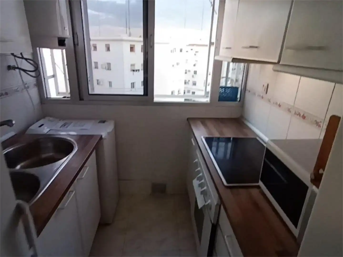 Piso de alquiler en Avenida Doctor Fedriani, 20, Cruz Roja