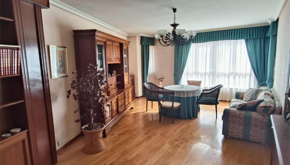 Piso en venta en Plaza Reyes Católicos, 2, La Bañeza , León - imagen 1 Foto 1 de Piso en venta en Plaza Reyes Católicos, 2, La Bañeza , León