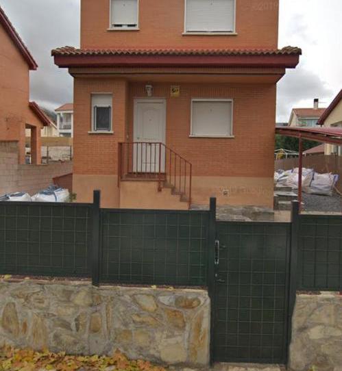 Foto 1 de Casa o chalet de alquiler en Calle Paraguay, 1420, Los Ángeles de San Rafael, Segovia