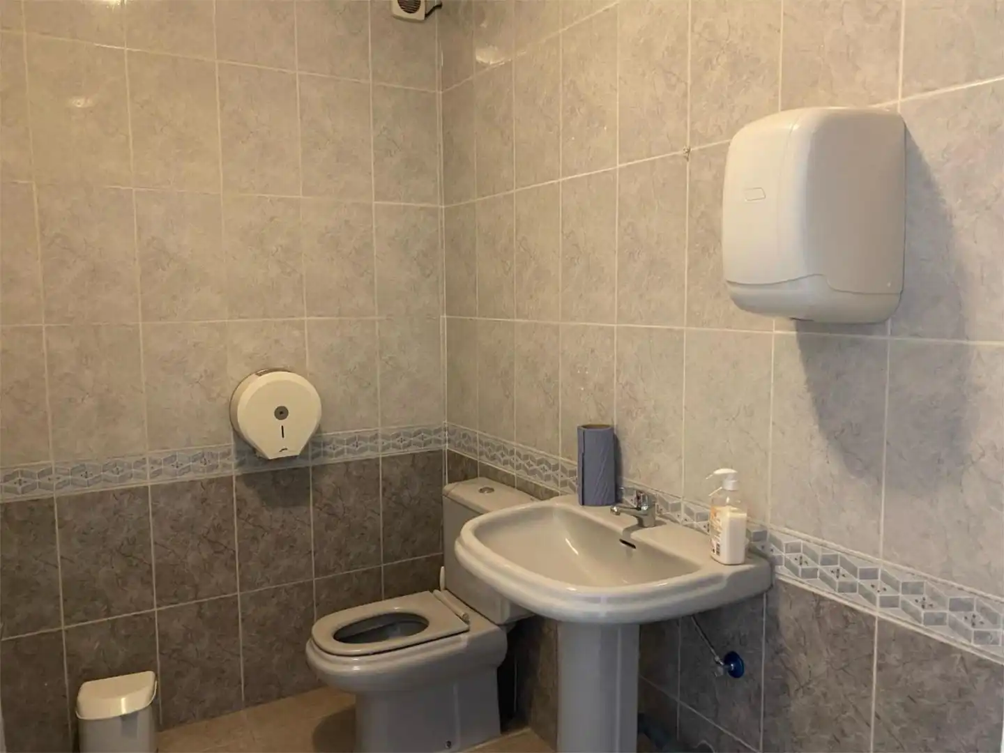 Oficina de alquiler en Carrer del Mas del Jutge, 12, Poligono Mas del Jutge Baño de Oficina de alquiler en Torrent