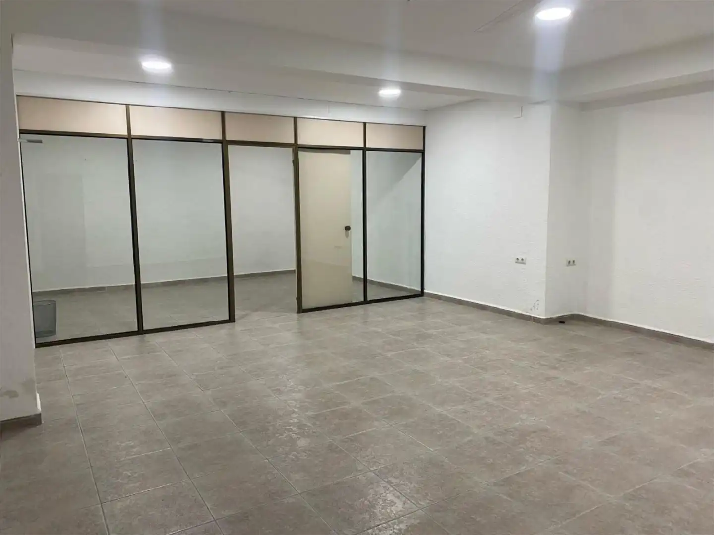 Oficina de alquiler en Carrer del Mas del Jutge, 12, Poligono Mas del Jutge Oficina de alquiler en Torrent