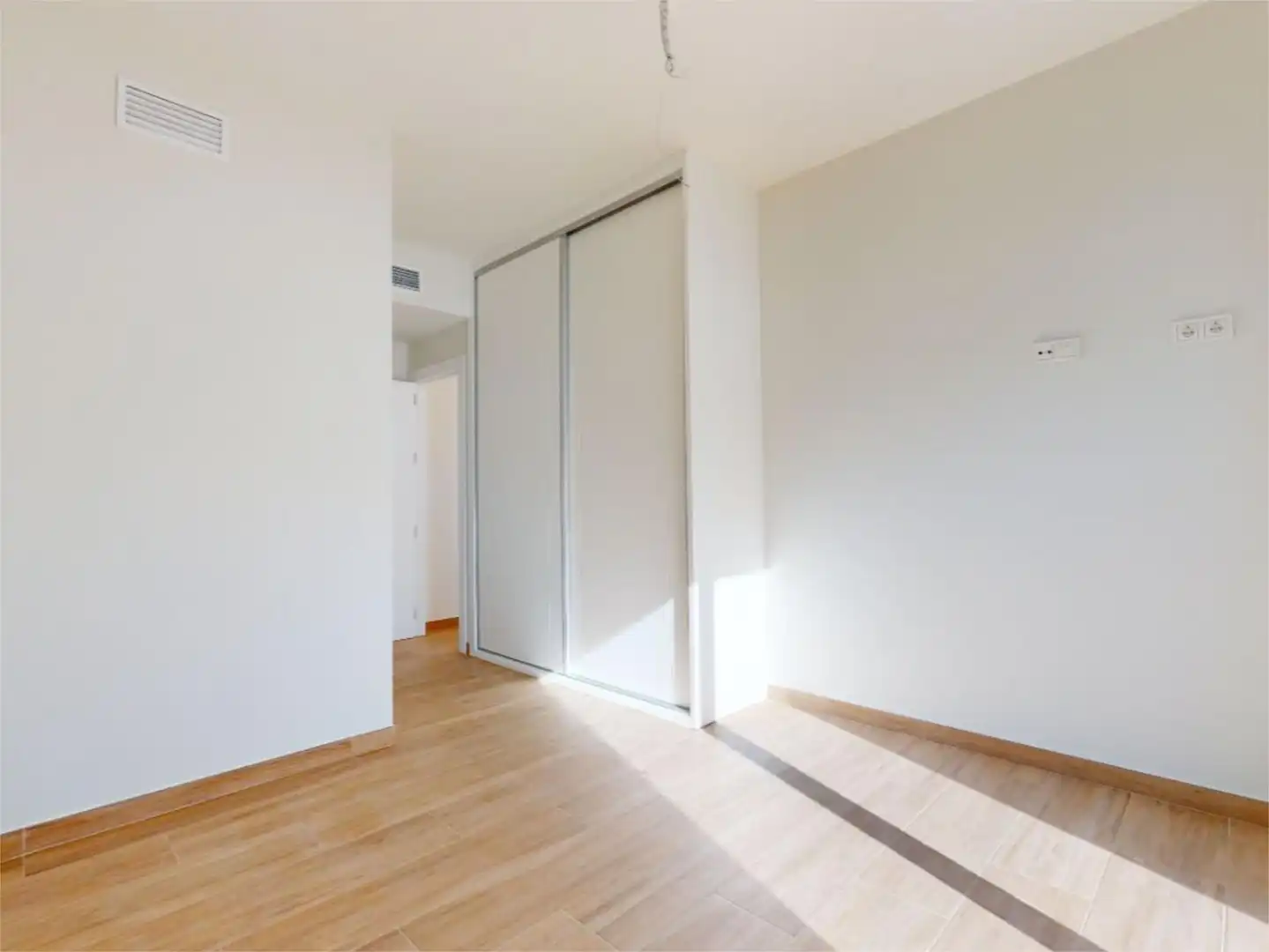 Habitación de Casa adosada en venta en San Pedro del Pinatar con Terraza y Piscina