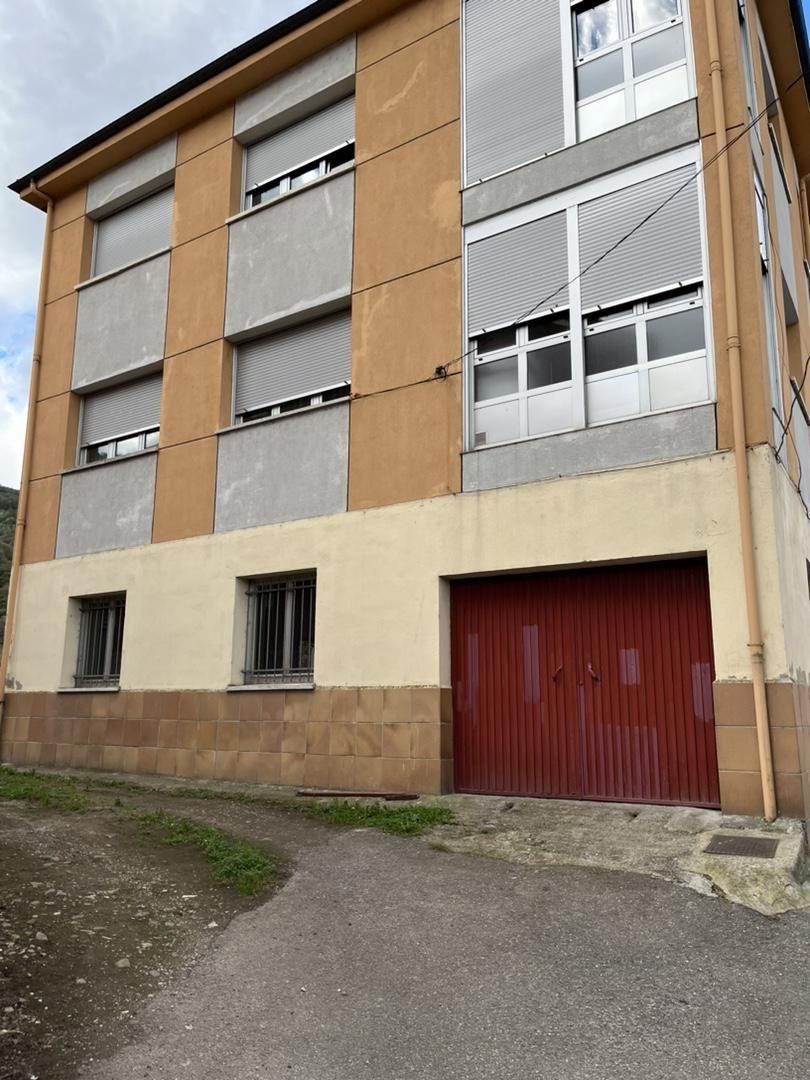 Exterior view of Flat for sale in Aller  with Furnished