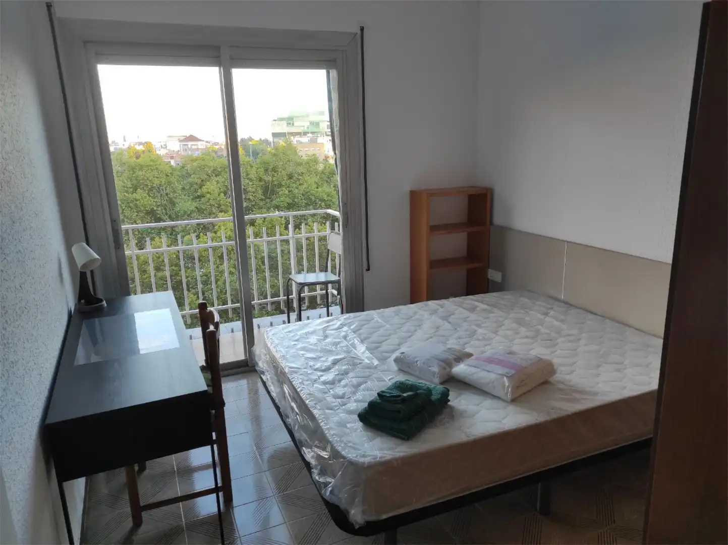 Zimmer in Carrer dels Alts Forns, 67, La Marina del Port Zimmer in Carrer dels Alts Forns, 67, La Marina del Port