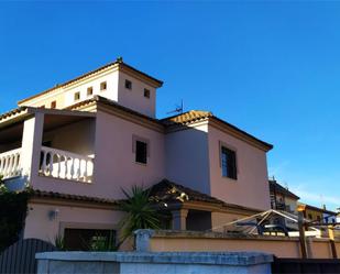 Exterior view of Single-family semi-detached for sale in Burguillos  with Terrace and Swimming Pool