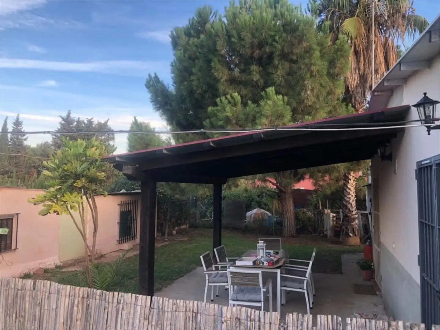 Casa o xalet en venda a Conjunto el Romeral, El Romeral - Peñón de Zapata Terrassa de Casa o xalet en venda en Alhaurín de la Torre amb Aire condicionat, Calefacció i Jardí privat