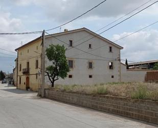 Vista exterior de Casa o xalet en venda en Anglesola amb Calefacció, Jardí privat i Terrassa