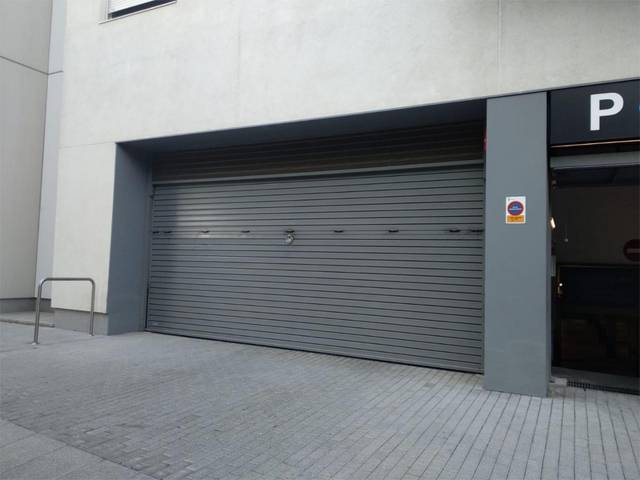 Garaje en Alquiler en Avinguda Onze de Setembre, 15 en Torreblanca